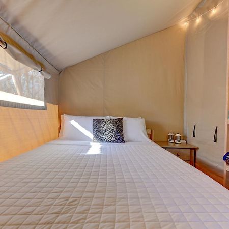 Hotel 12 Fires Luxury Glamping With Heating #1 Johnson City Exteriér fotografie