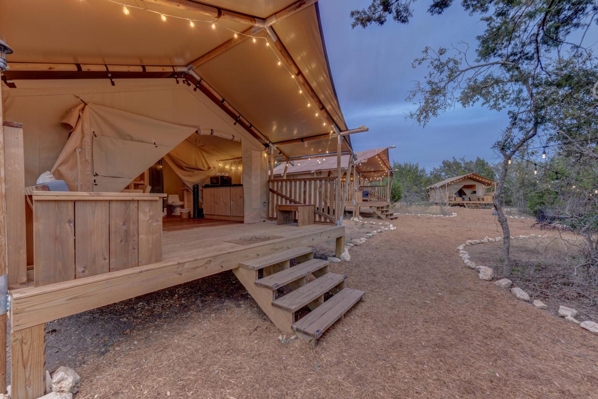 Hotel 12 Fires Luxury Glamping With Heating #1 Johnson City Exteriér fotografie